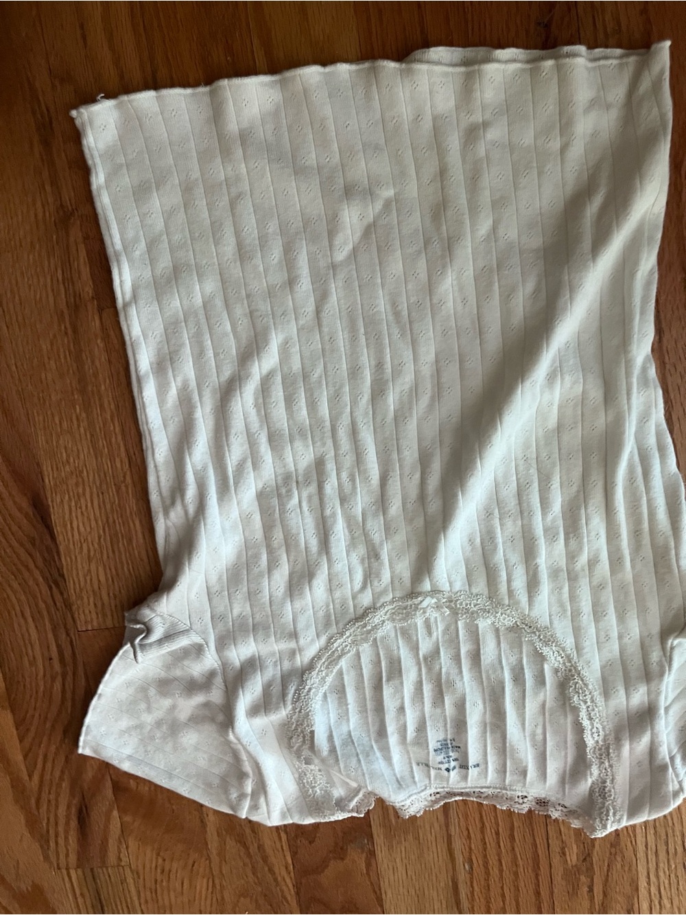 Brandy Melville White Ribbed eyelet Lace-Trim Short Sleeve Tee